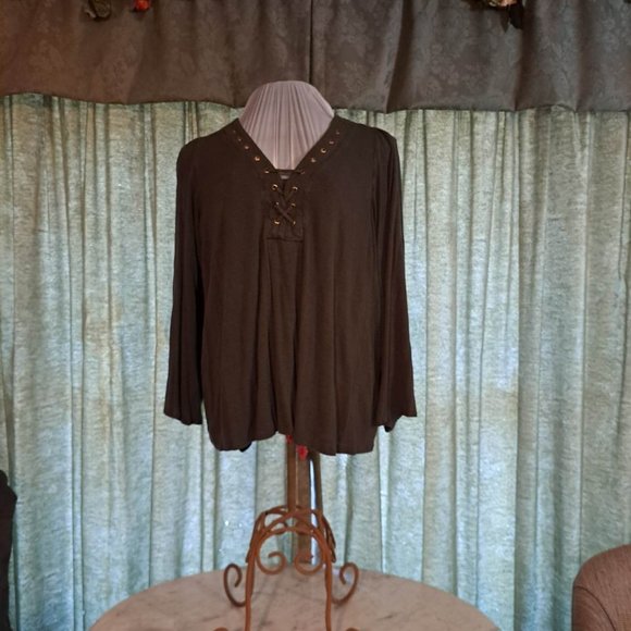 CUPIO WOMAN'S TOP - Picture 1 of 1